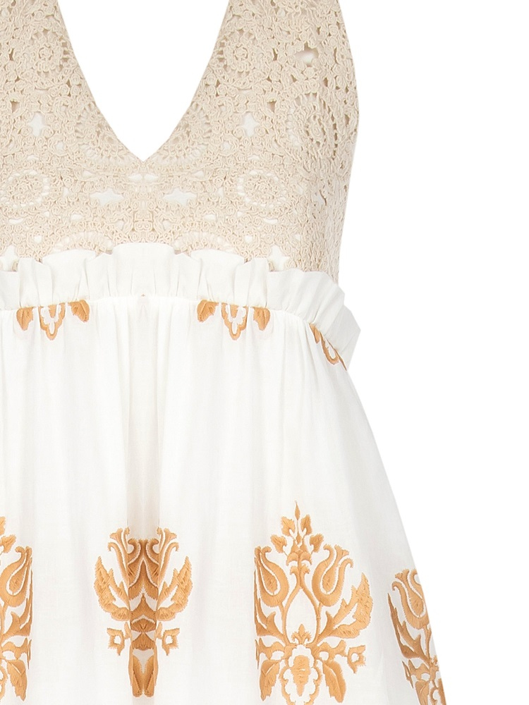 VESTIDO AL CUELLO BORDADO FALDA