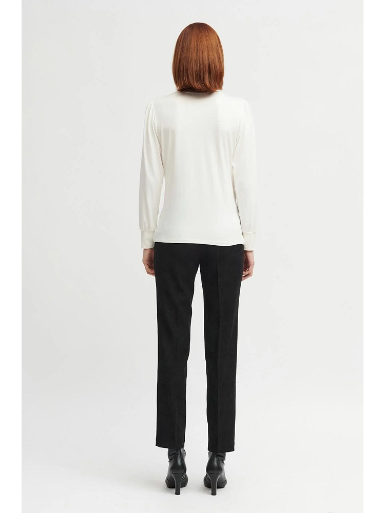 CAMISETA LISA CUELLO V