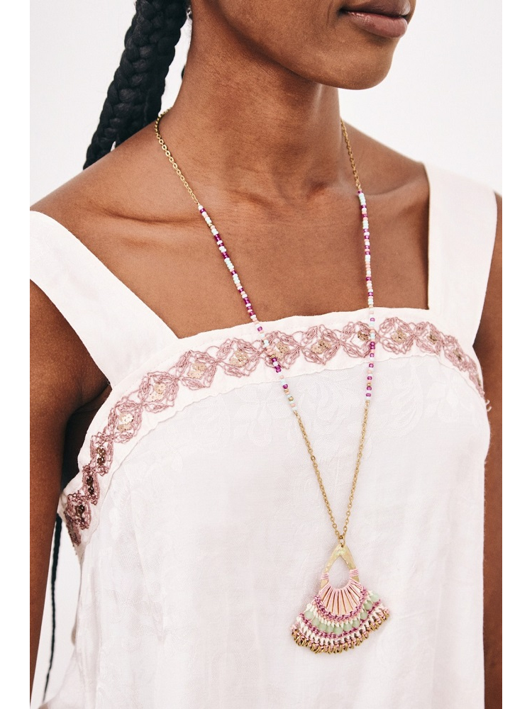 COLLAR MACREME Y PEDRERIA