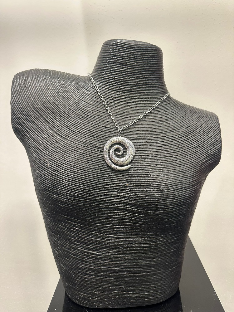 COLLAR 2