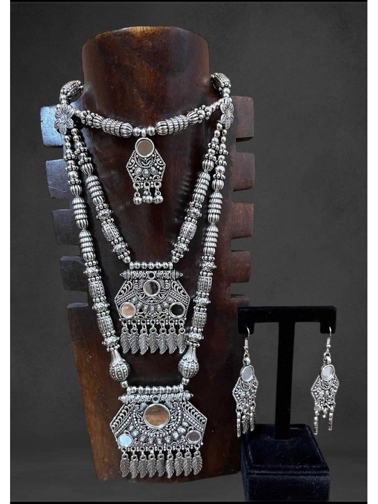 CONJUNTO COLLAR Y PENDIENTES