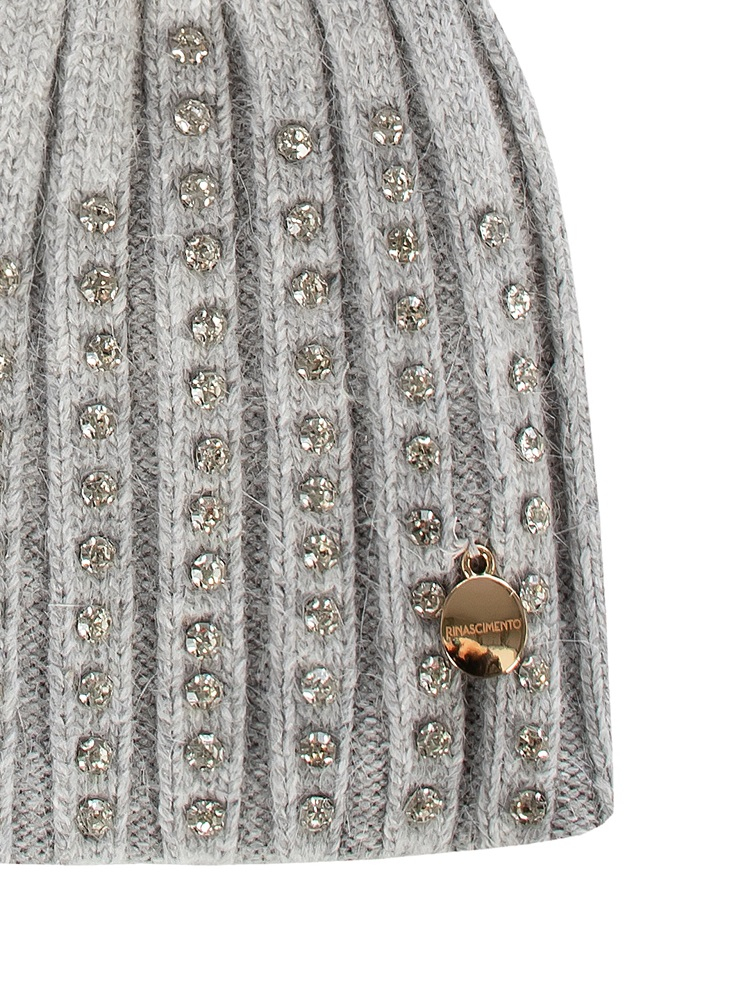 GORRO POMPON CON BRILLANTES