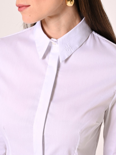 CAMISA BASICA ENTALLADA