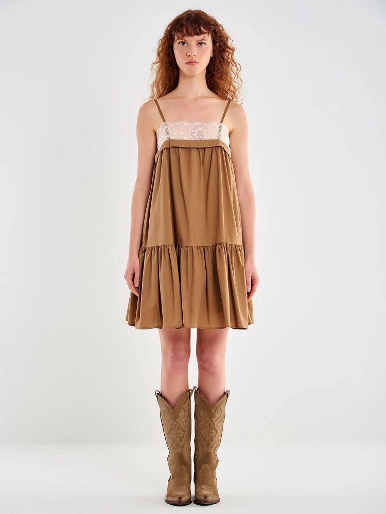 VESTIDO CORTO VOLANTES Y ENCAJE 2