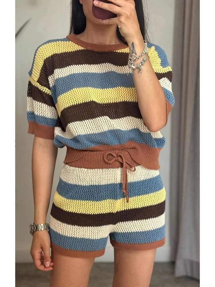 SHORT GANCHILLO RAYAS