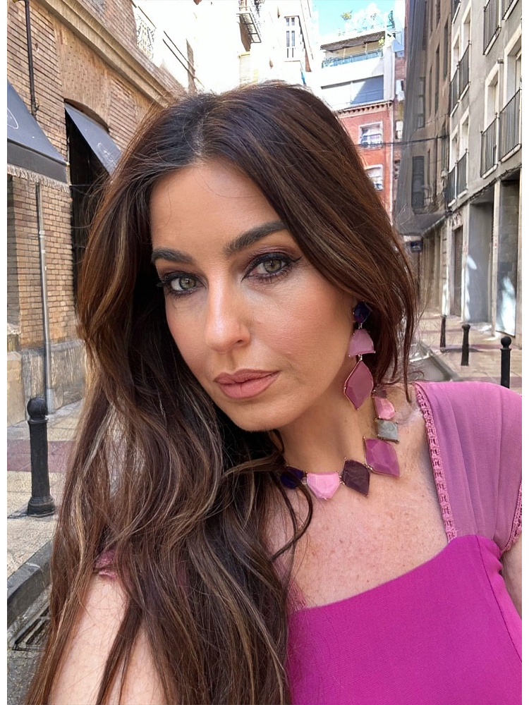 COLLAR 2