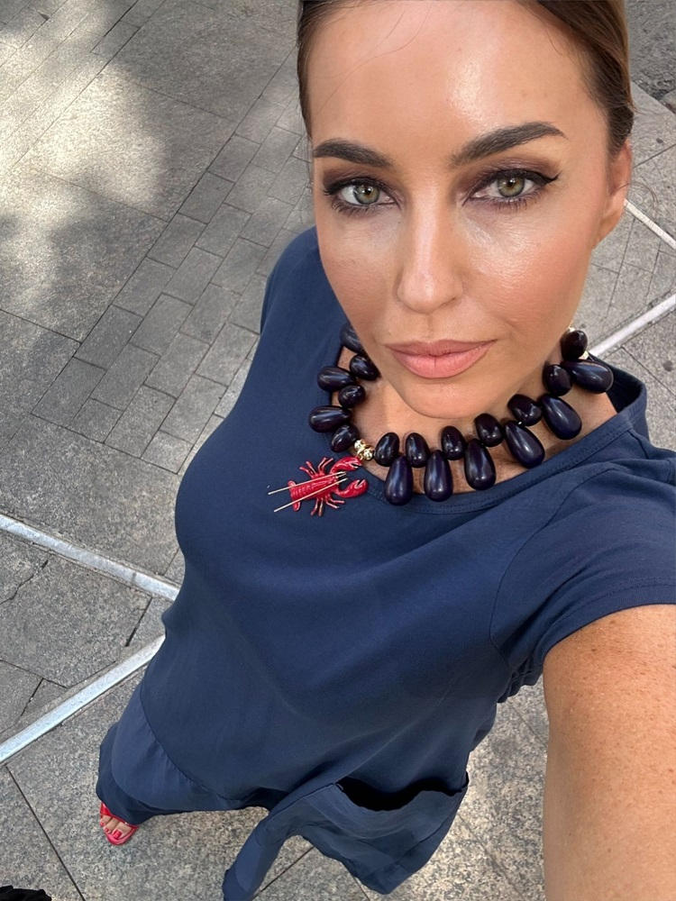 COLLAR
