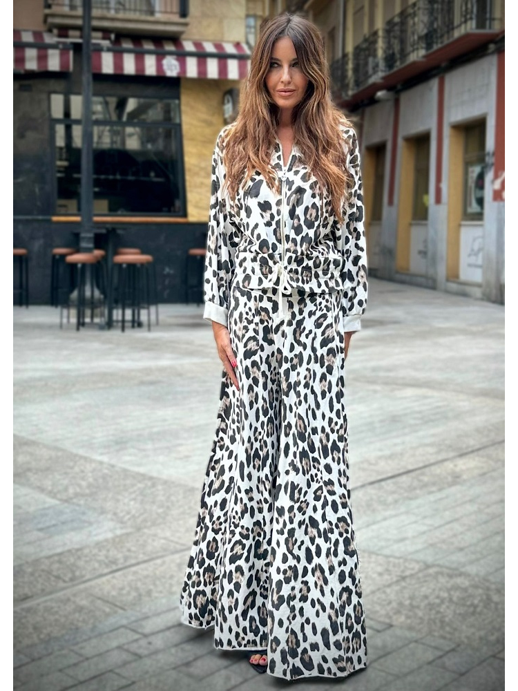 CHAQUETA EST LEOPARDO 2