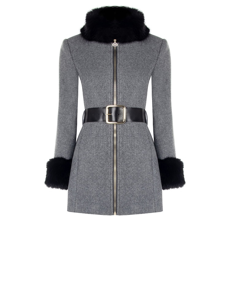 ABRIGO CORTO PELO PUÑOS Y CUELLO