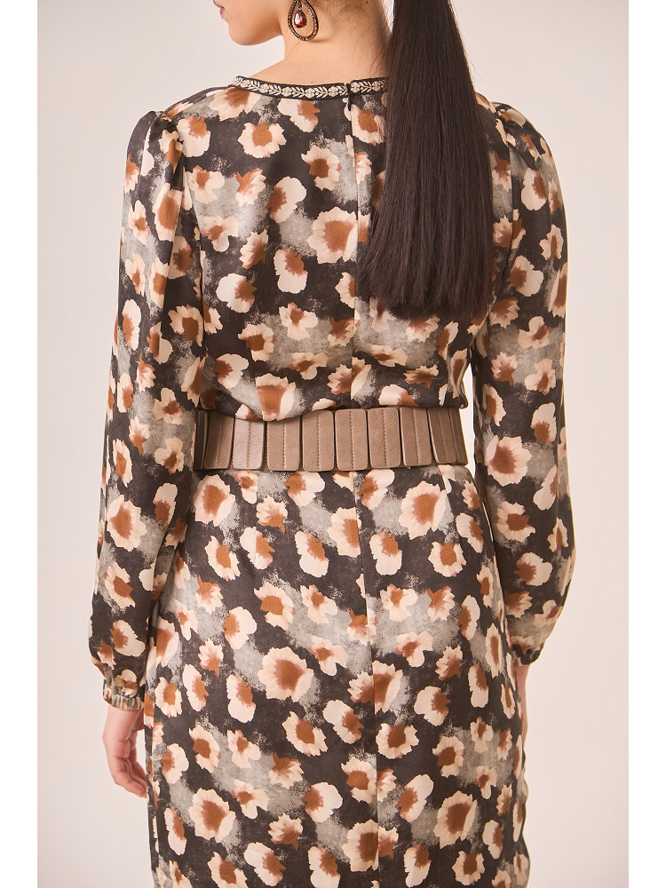 CINTURON CON TACHUELAS Y HEBILLA METALIC 2