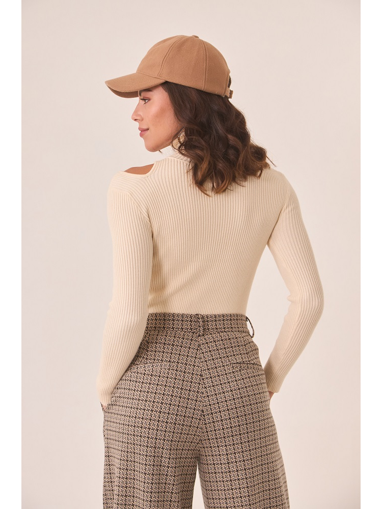 JERSEY VISCOSA C/ALTO Y CUT OUT HOMBRO