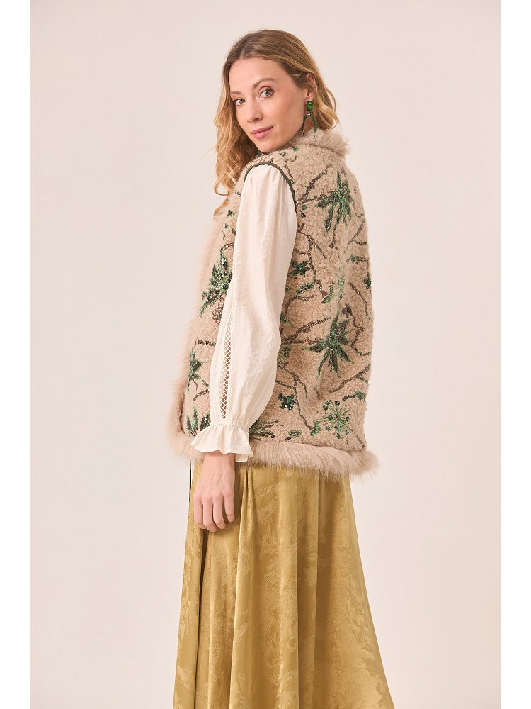 CHALECO FANTASIA BORREGUITO BORDADO