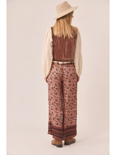 CHALECO TERCIOPELO BORDADO FLORAL A CONT