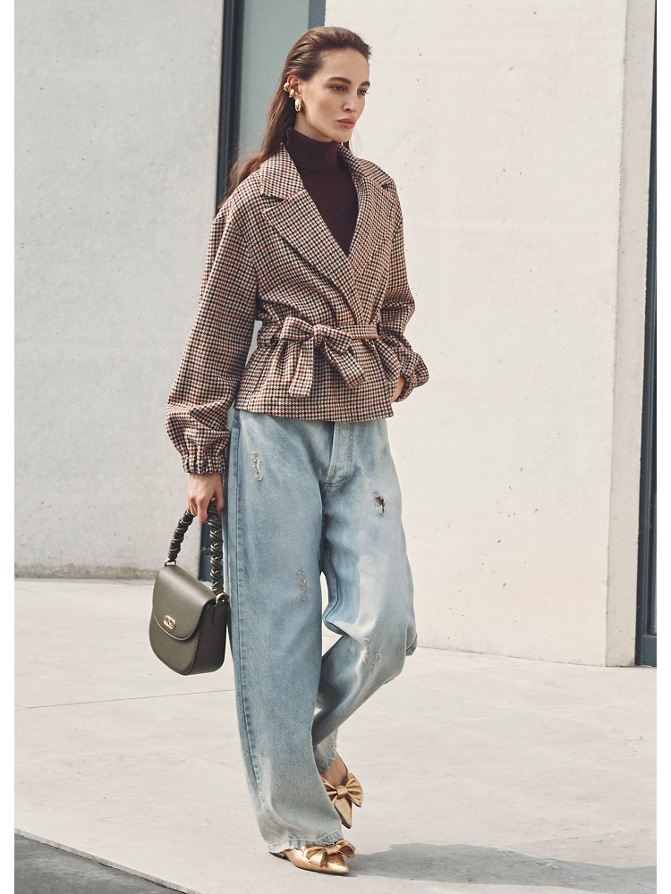 PANTALON VAQUERO EFECTO DEGASTADO