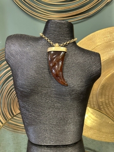 COLLAR
