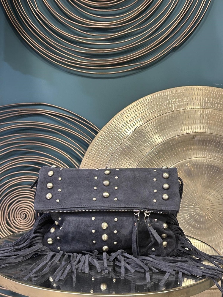 BOLSO FLECOS TACHUELAS