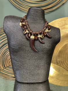 COLLAR