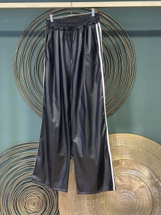 PANTALON RAYA LATERAL
