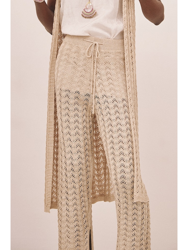 PANTALON PUNTO VISCOSA DETALLE CALADOS