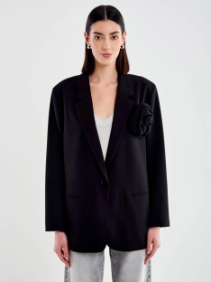 BLAZER CON ROSA OVERSIZE