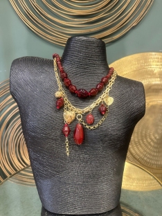 COLLAR