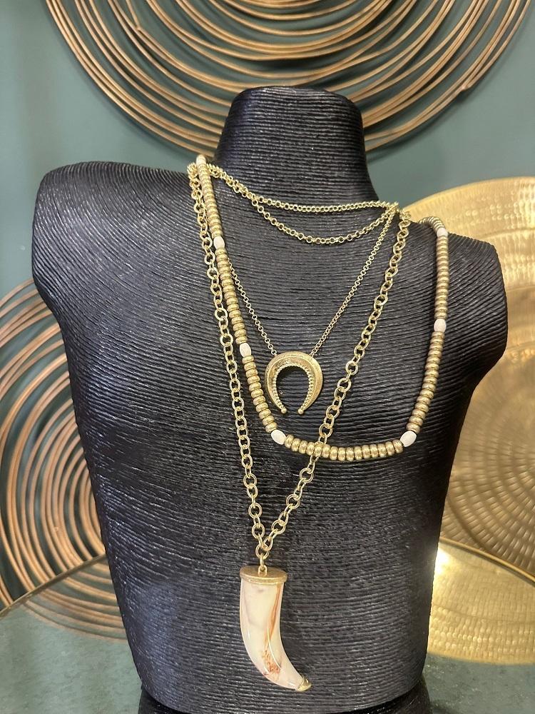 COLLAR