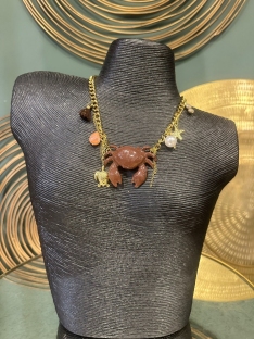 COLLAR