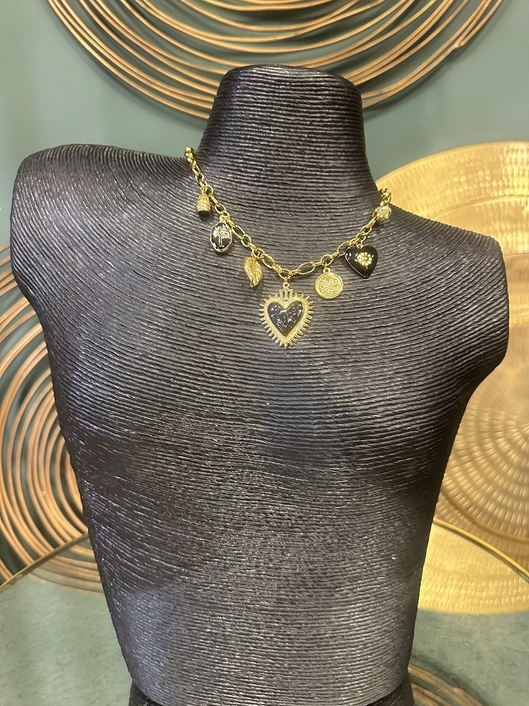 COLLAR