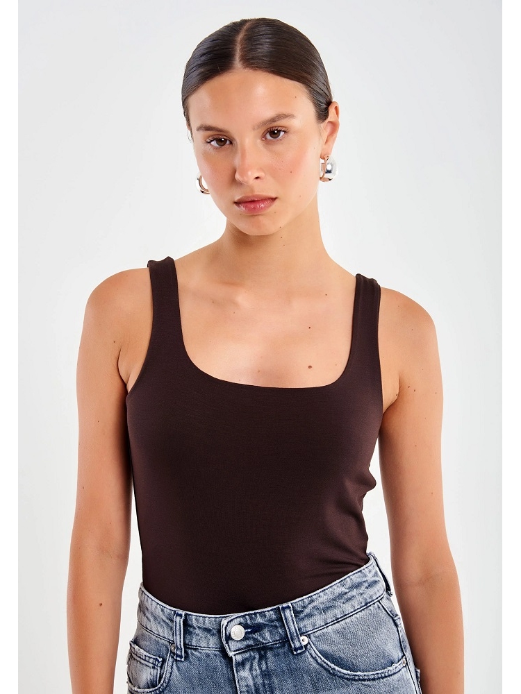 CAMISETA BASICA TIRANTES