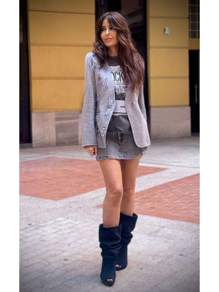 CHAQUETA APLICACIONES PLUMAS