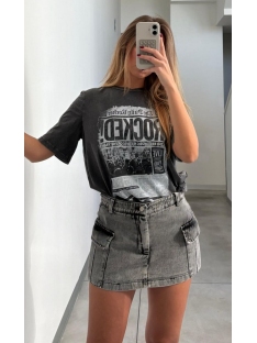 SHORT EFECTO FALDA VAQUERO