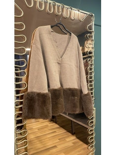 CHAQUETA PELO PUÑOS