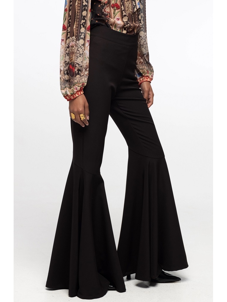 PANTALON ACAMPANADO 2