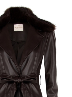 ABRIGO LARGO PELO CUELLO