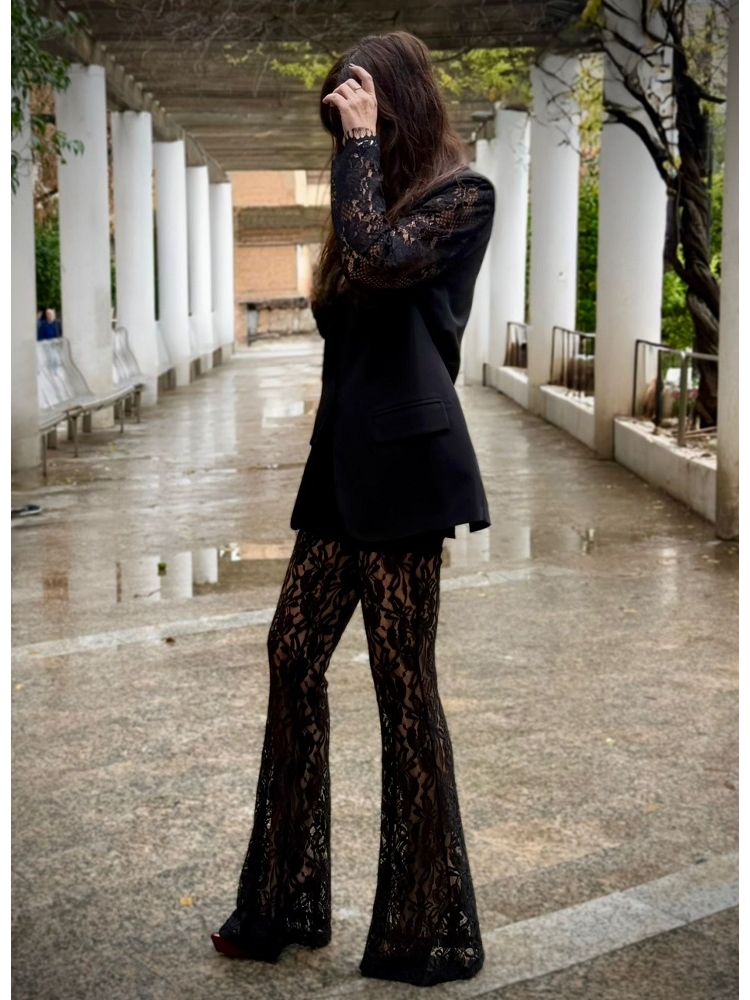 CHAQUETA MANGAS ENCAJE 2