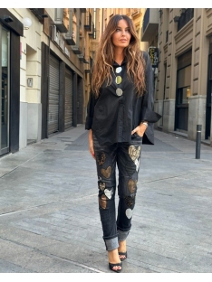 PANTALON PARCHES CORAZONES