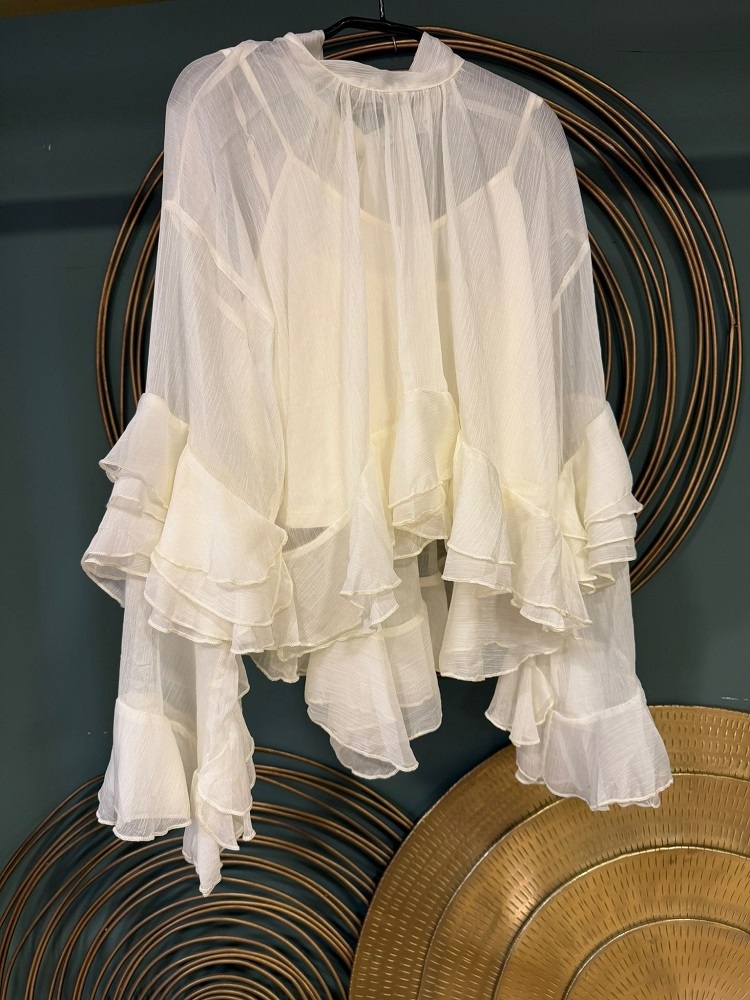 BLUSA GASA M/VOLANTES