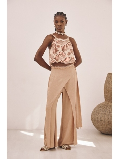 TOP CORTO EST TIRANTES ANUDADOS BORDADO