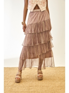 FALDA LARGA CON VOLANTES