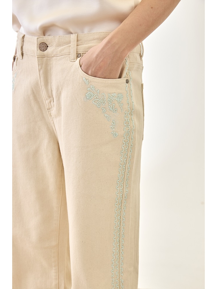 PANTALON VAQUERO CON PIEDRECITAS LATERAL