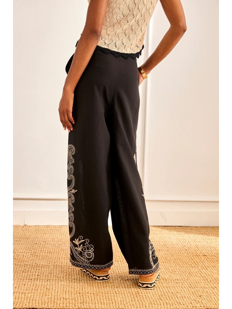 PANTALON CON BORDADO BICOLOR