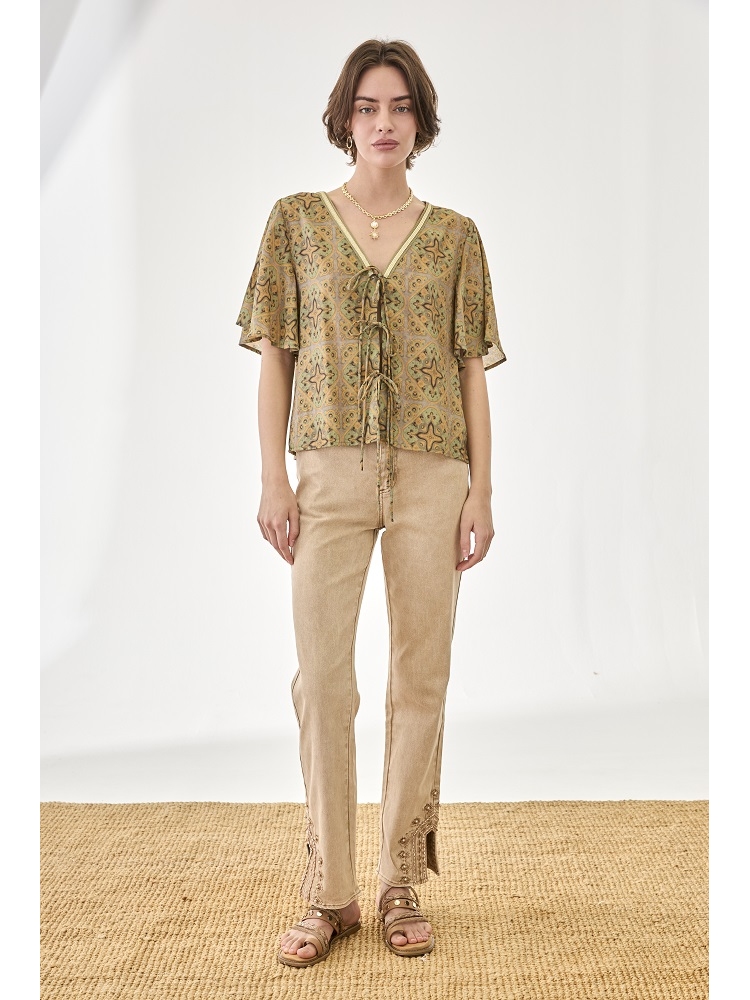 BLUSA VISCOSA EST MANGA CORTA CON BORDAD