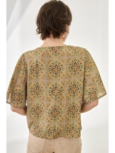 BLUSA VISCOSA EST MANGA CORTA CON BORDAD