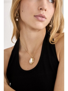 COLGANTE LARGO PERLA BARROCA