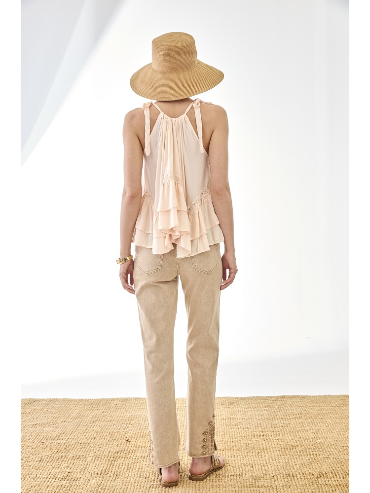 BLUSA RAYON TIRANTES VOLANTES Y BLONDA