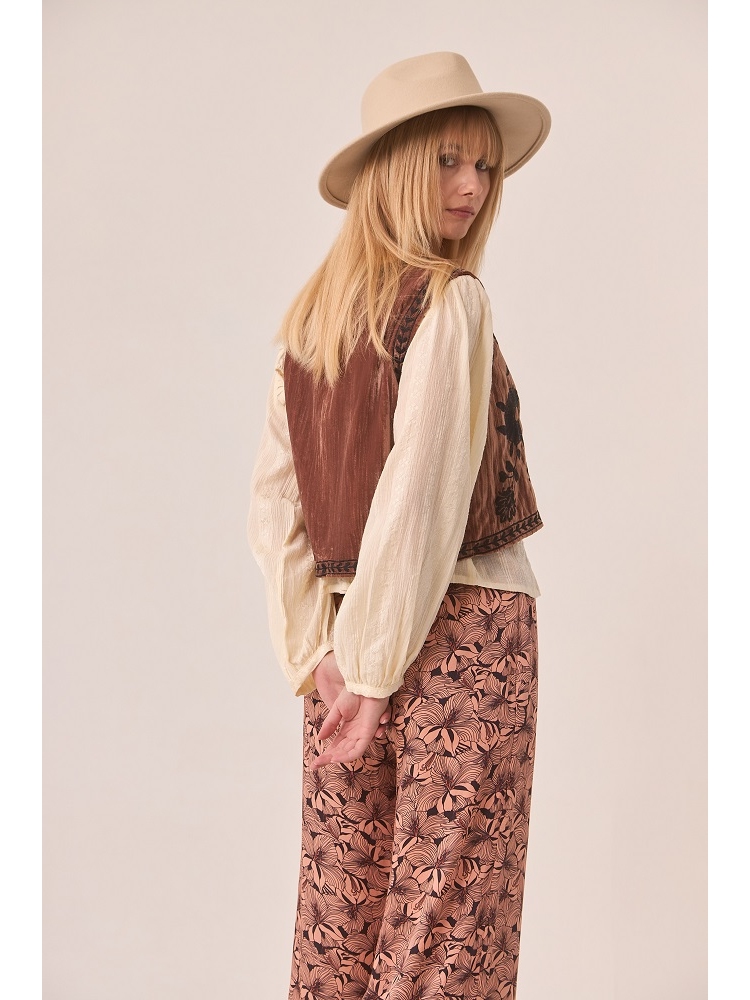 CHALECO TERCIOPELO BORDADO FLORAL A CONT