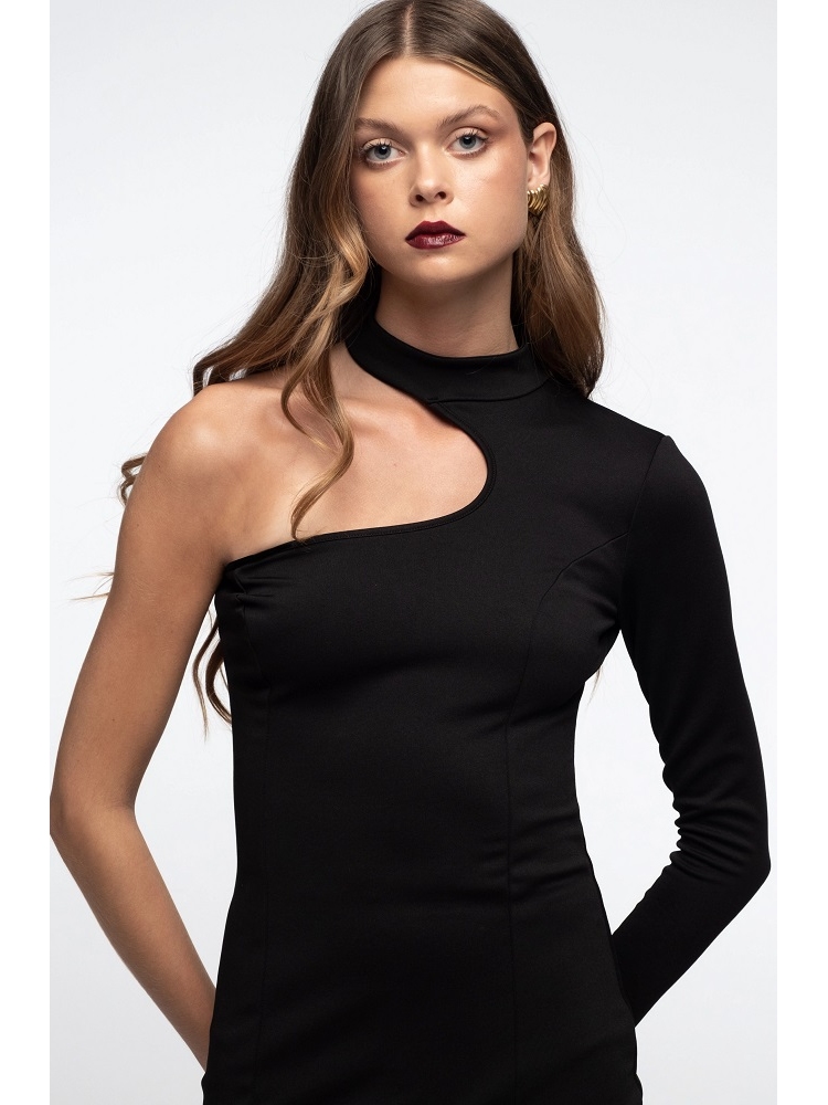 VESTIDO HOMBRO DESCUBIERTO