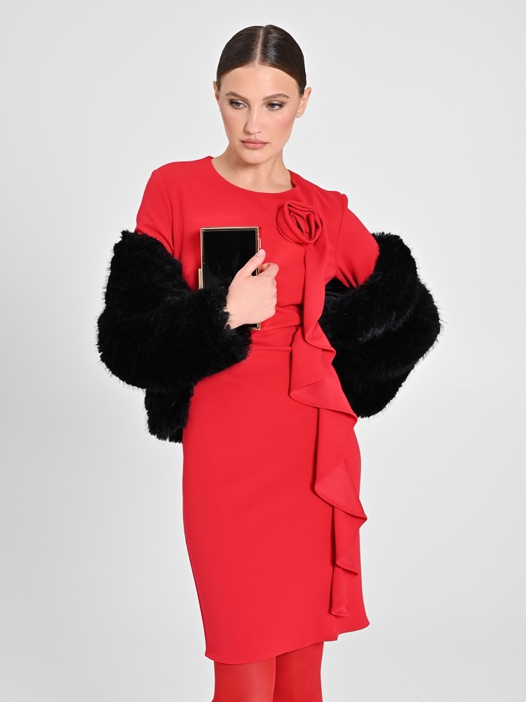 VESTIDO TUBO CON VOLANTE