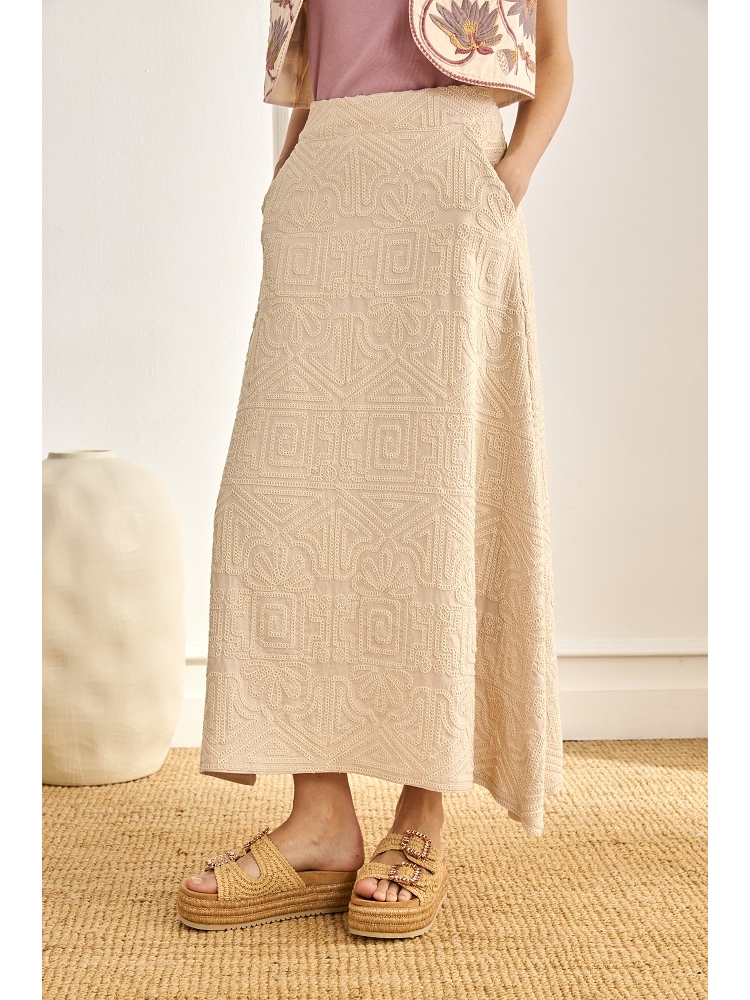 FALDA VISCOSA BORDADO RELIEVE GEOMETRICO