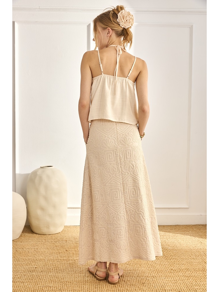 FALDA VISCOSA BORDADO RELIEVE GEOMETRICO